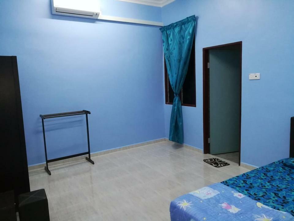 Homestay Damai Yusmila Kuala Terengganu Eksteriør billede