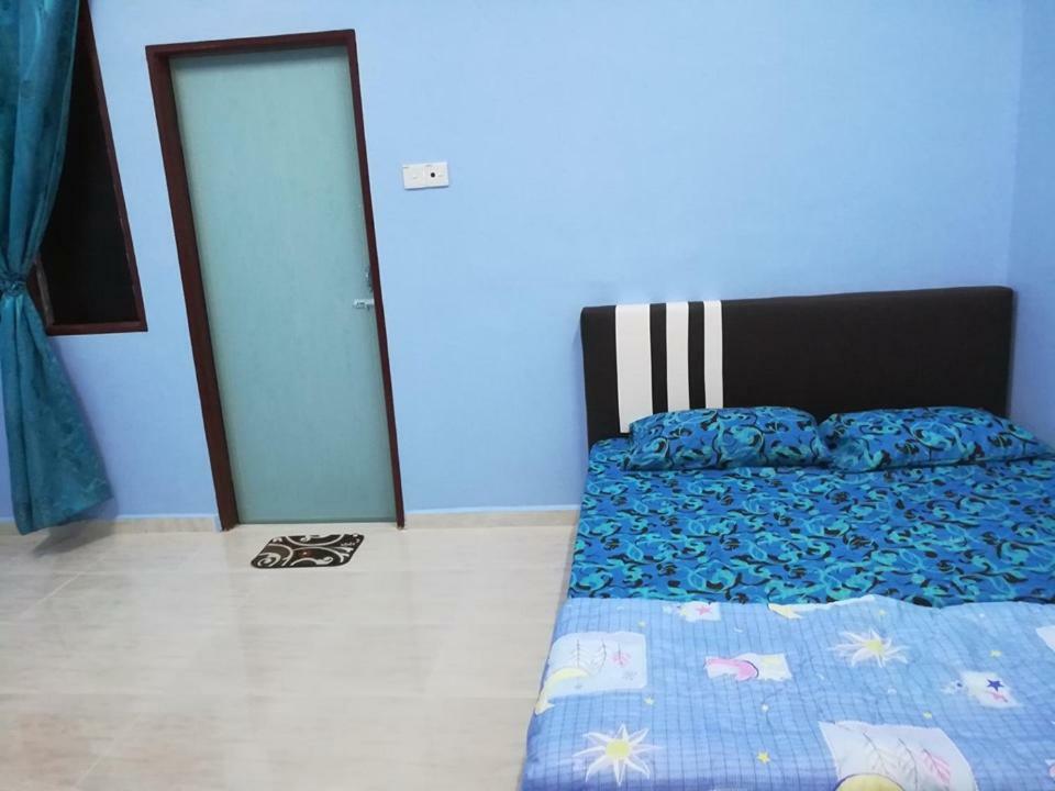 Homestay Damai Yusmila Kuala Terengganu Eksteriør billede