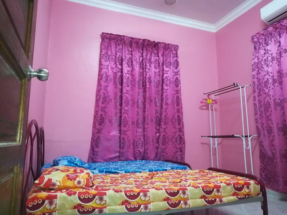 Homestay Damai Yusmila Kuala Terengganu Eksteriør billede
