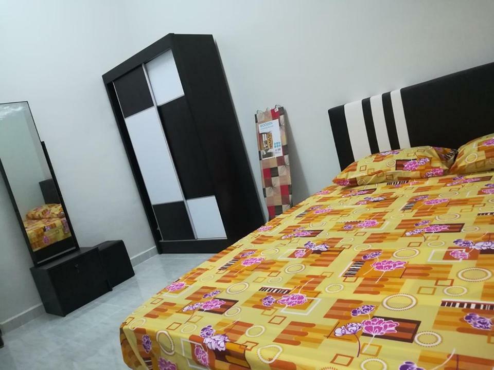 Homestay Damai Yusmila Kuala Terengganu Eksteriør billede