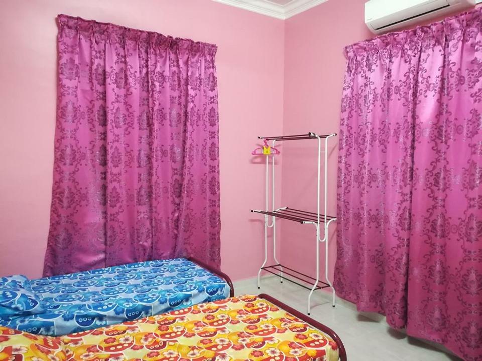 Homestay Damai Yusmila Kuala Terengganu Eksteriør billede